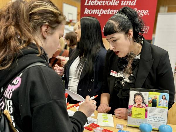 70 Unternehmen präsentierten sich bei der Ausbildungsmesse in Naumburg.